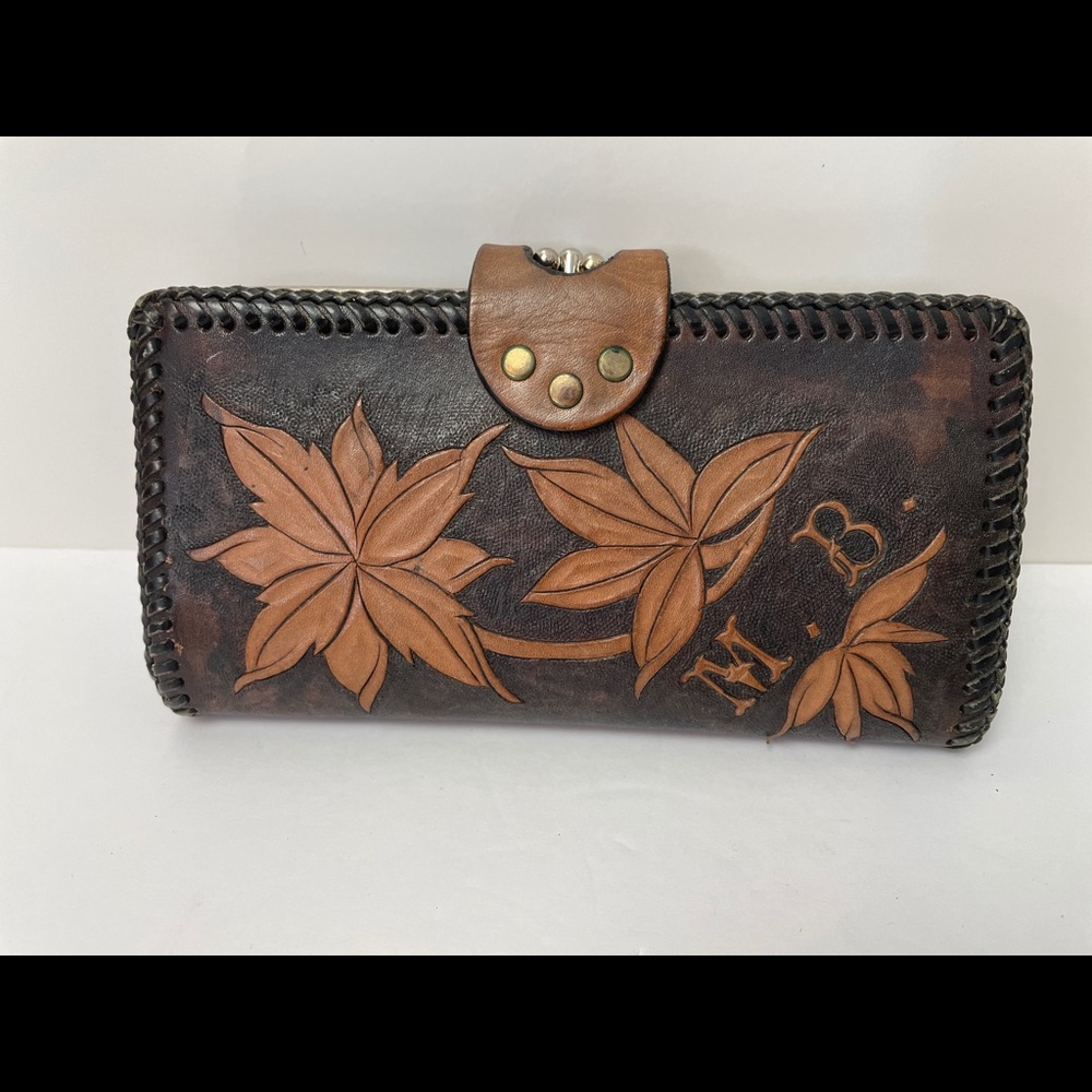 Vtg Ladies Brown Leather Wallet Floral 7”